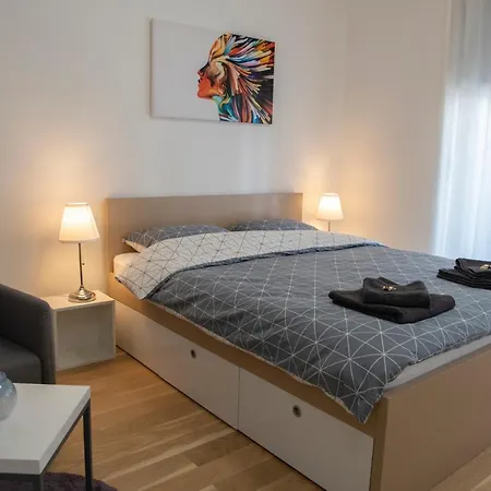 Vajat Residence, Apartman *